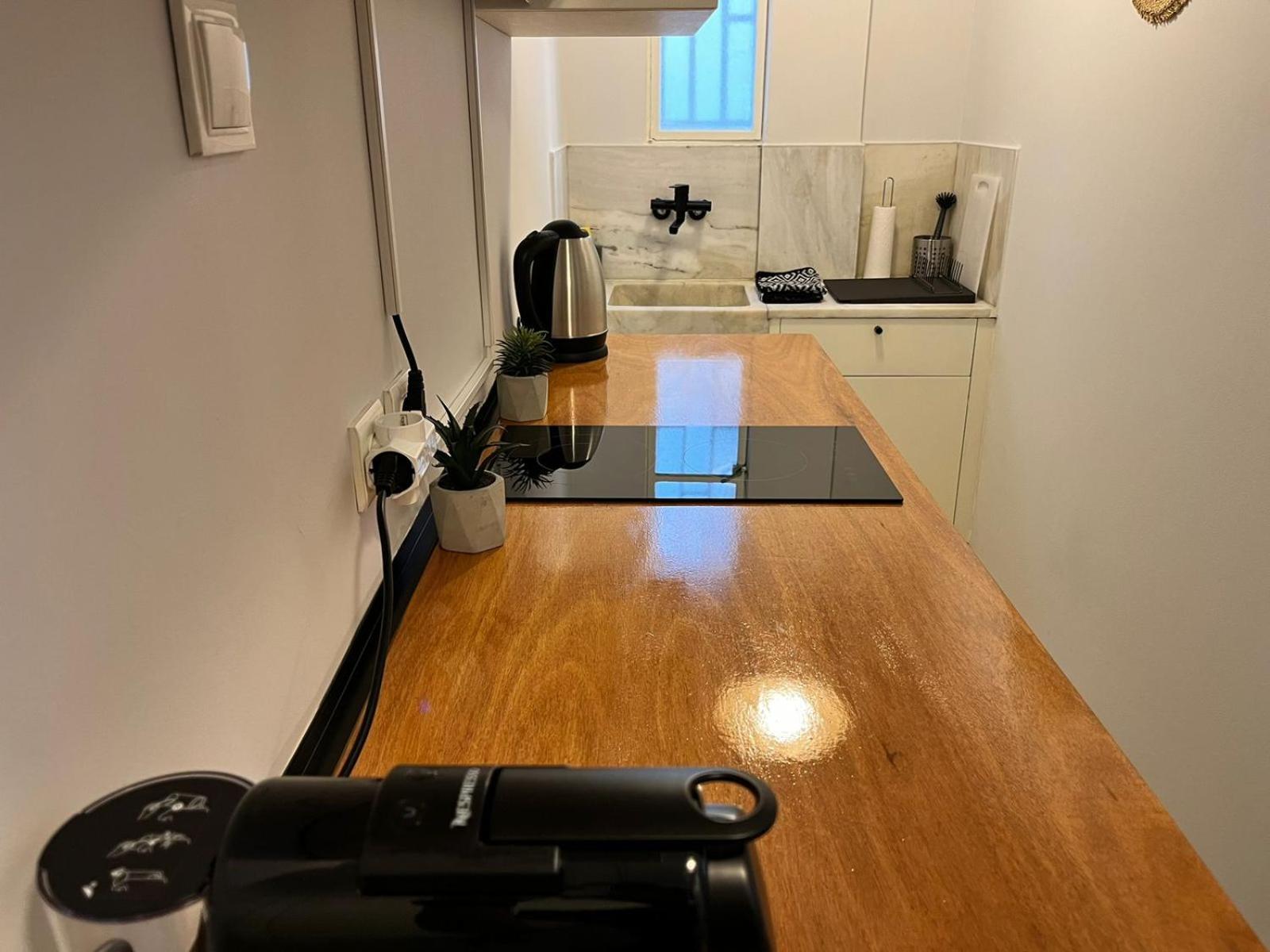 Exarcheia Urban Studio Apartment Афины Экстерьер фото